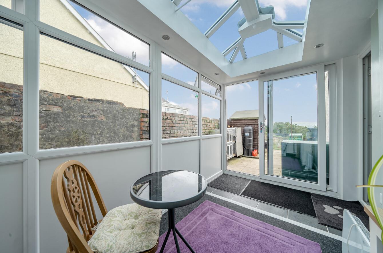 Neath Road, Ystradgynlais, Swansea, SA9 1PR